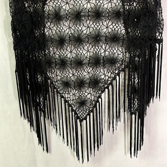 Black Crochet Beaded Floral Fringe Shawl - Picture 12 of 15